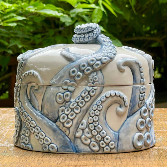 Tentacle Box